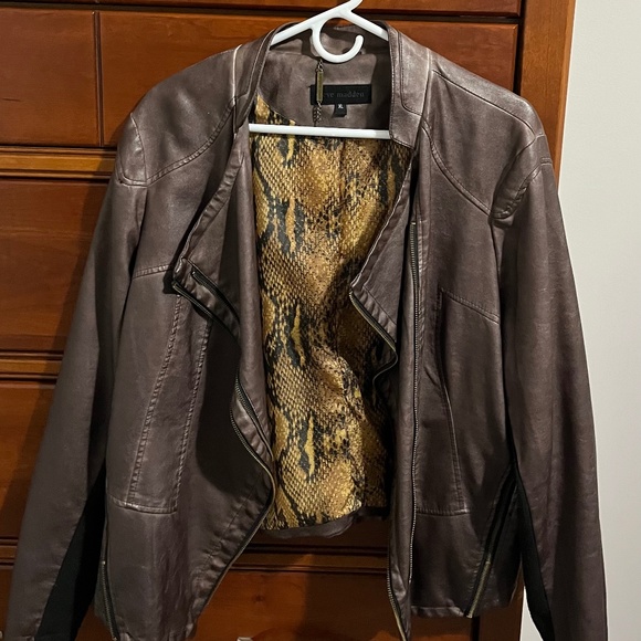Distressed Brown Leather Vintage Steve Madden Jacket - Picture 1 of 5